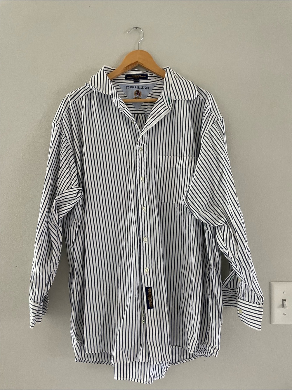 Men’s Tommy Hilfiger White & Blue Striped Long Sleeve Button Down Shirt